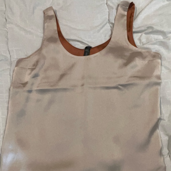 Express reversible silk tank top - Picture 5 of 7